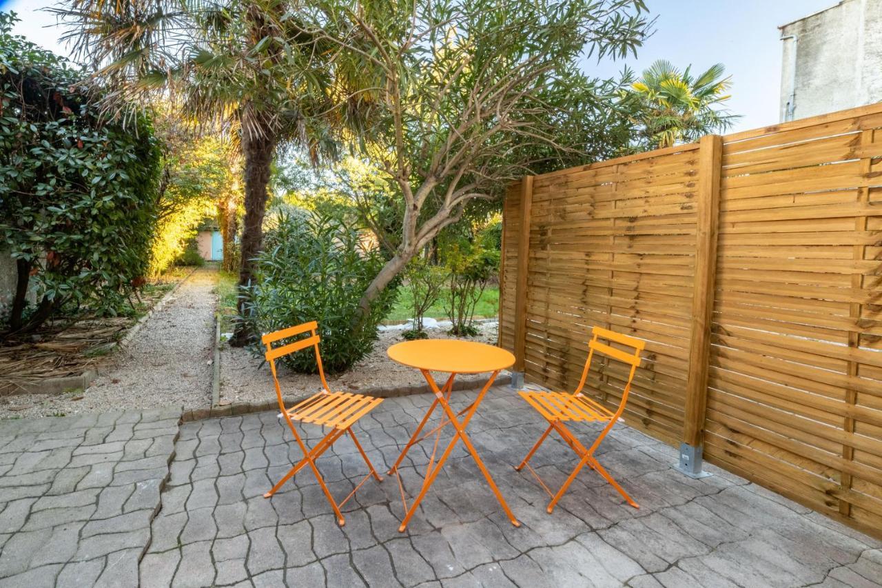 Le Vintage Apartman Tarbes Kültér fotó
